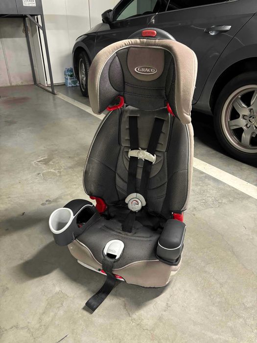 Fotelik samochodowy Graco 15-36 kg rosnący pasy 5cio punktowe