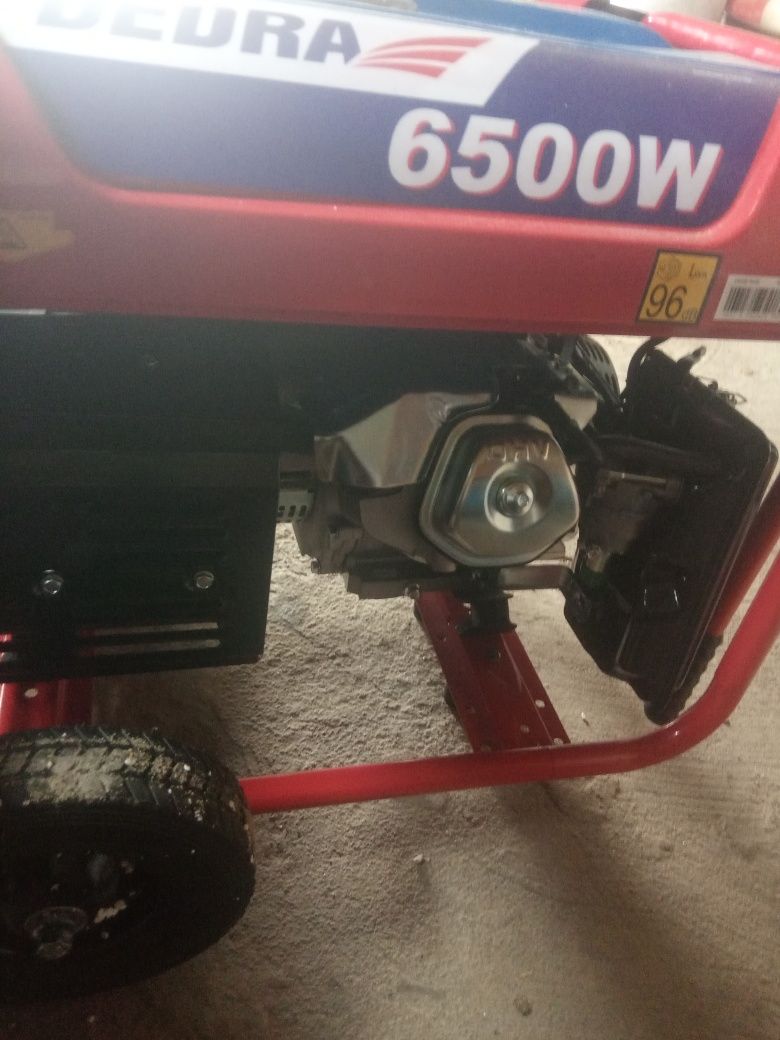 Генератор DEDRA 6500 W.