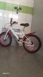 Bicicleta de menina