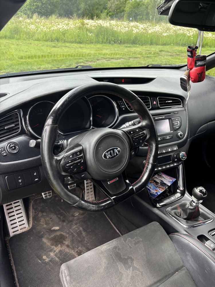 Kia ProCeed  1,6 T-GDI 2014