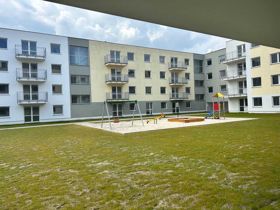 Wynajmę mieszkanie. 4 pokoje. 89 m. Obok Politechniki Bydgoskiej.