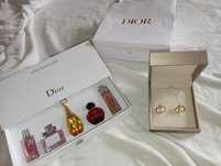 подарочный набор духи миниатюры и серьги dior