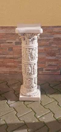 Coluna decorativa em cerâmica