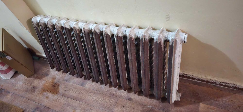 Чугунна батарея бу