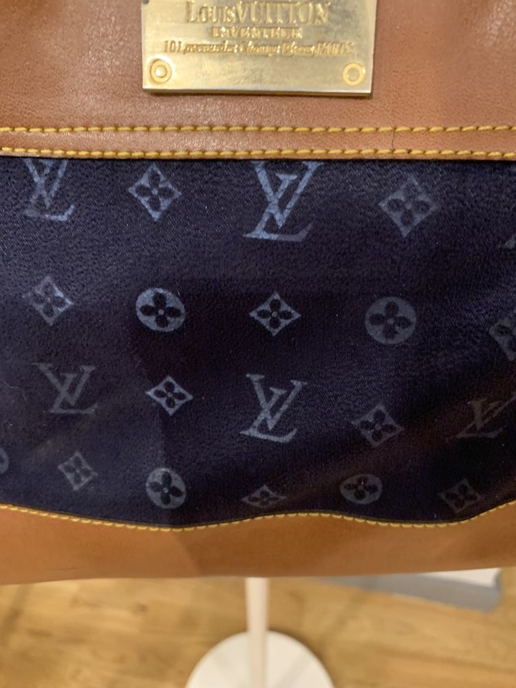 Torebka kuferek Louis vuitton