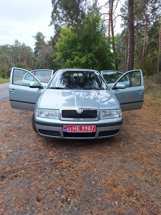 Шкода Октавія Тур 2010р 1.6 MPI