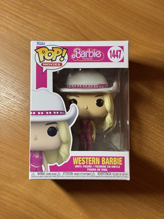 Funko Pop Western Barbie 1447 в идеальном состояние, оригинал