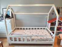 Cama estilo Montessori