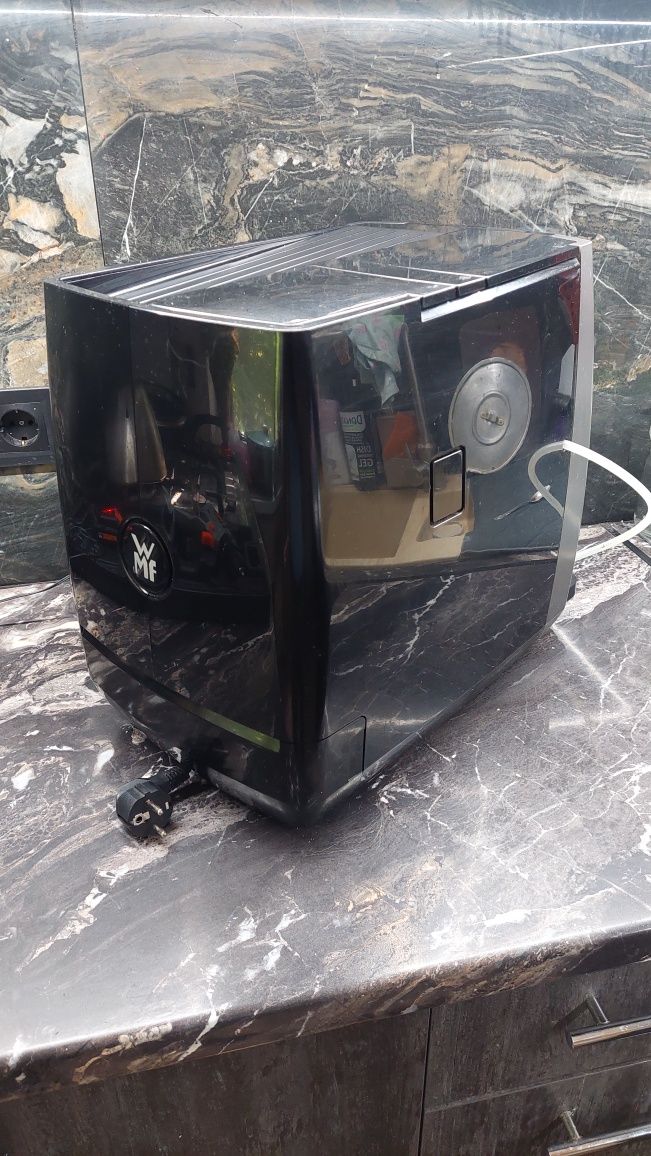Кофемашина WMF 450 touch кофеварка