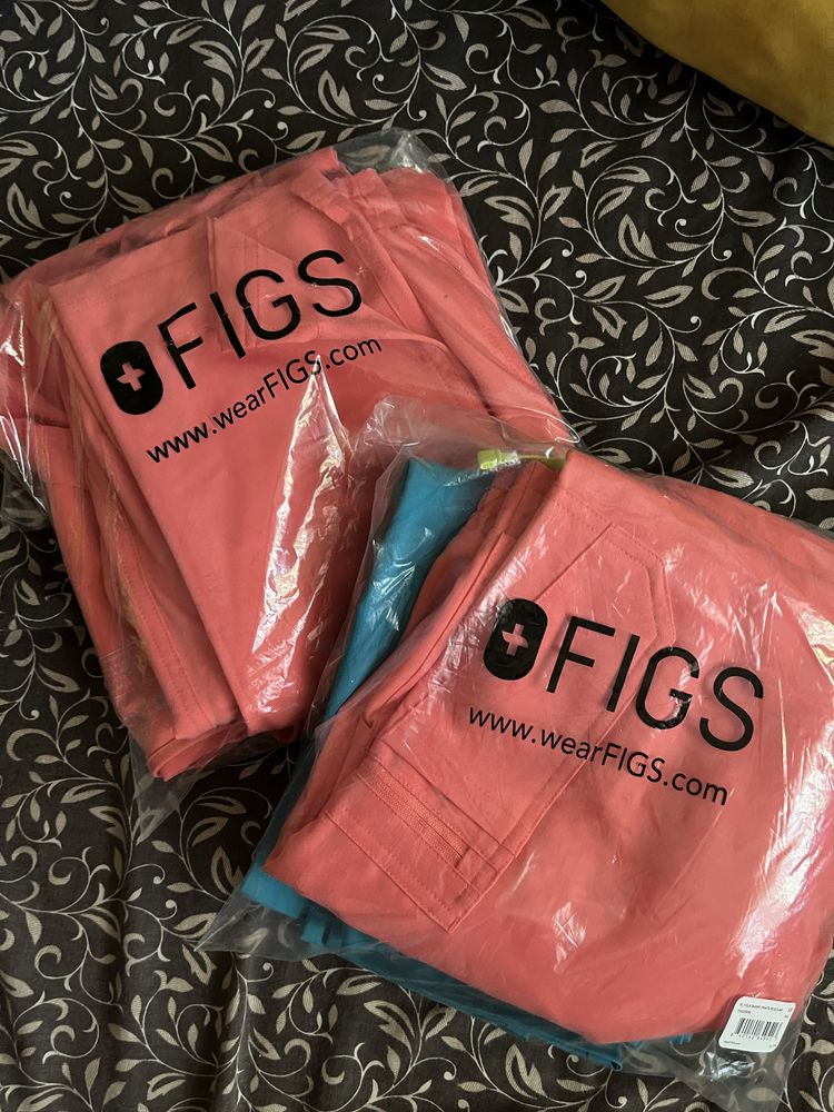 Медицинский костюм от фирмы «FIGS»