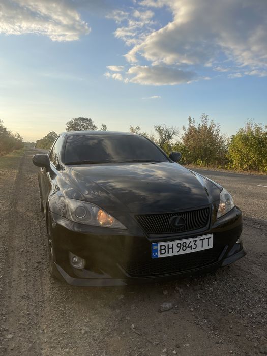 Lexus is250 на ПОЛНОМ приводе срочно