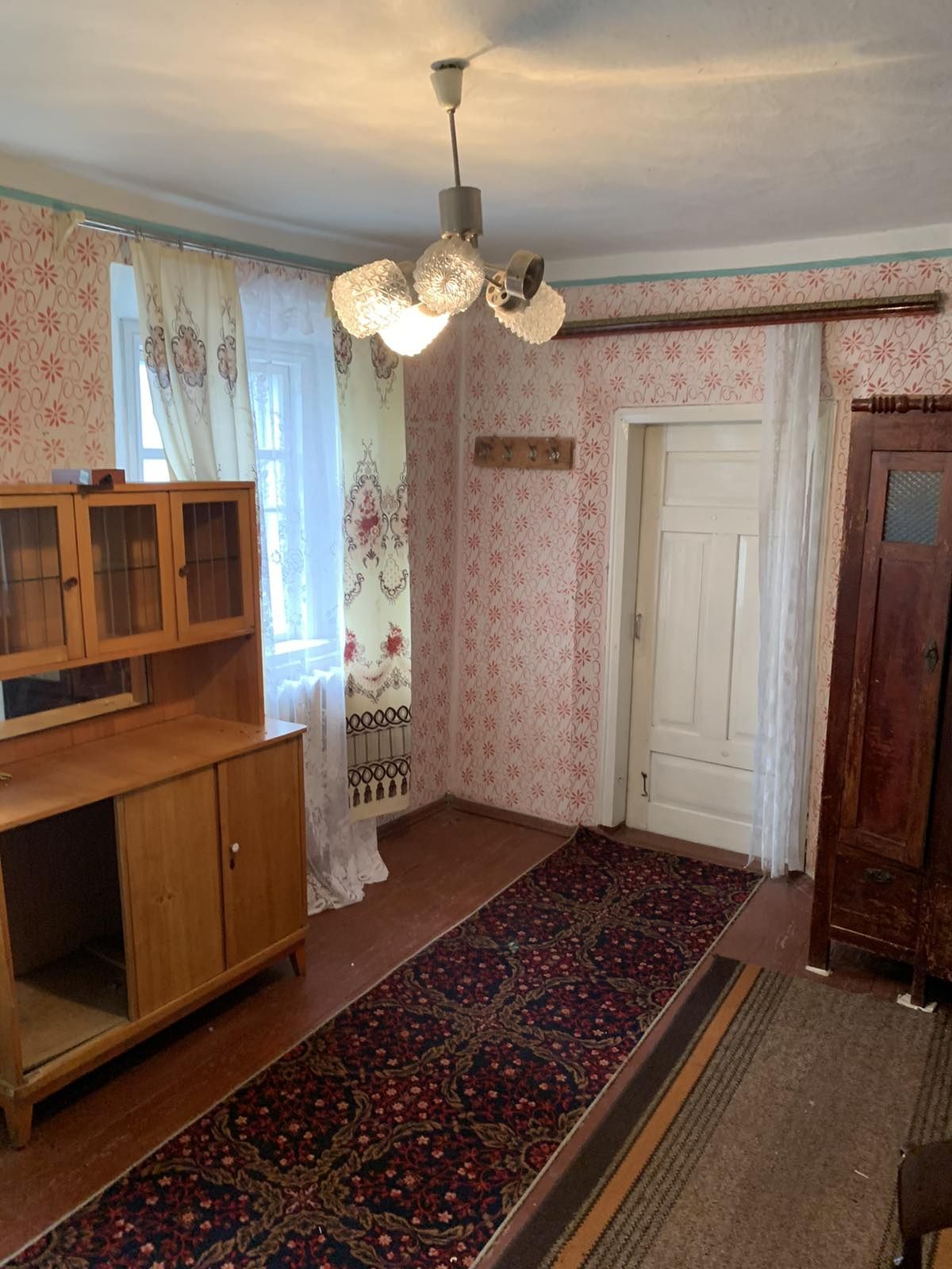 Продається будинок в мальовничому селі