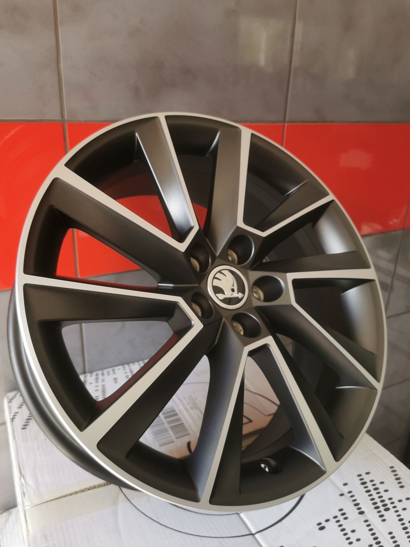 Nowe! Oryginał Felgi 17" 5x112 Skoda VRS RS Superb Octavia VW Golf
