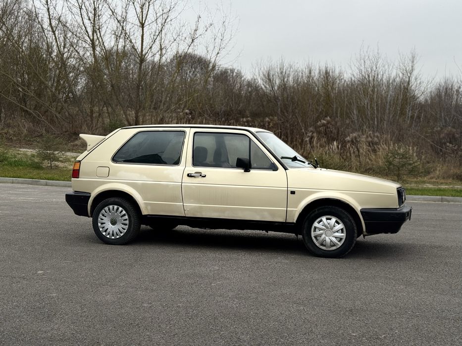 Volkswagen Golf II  1.8 газ/бензин