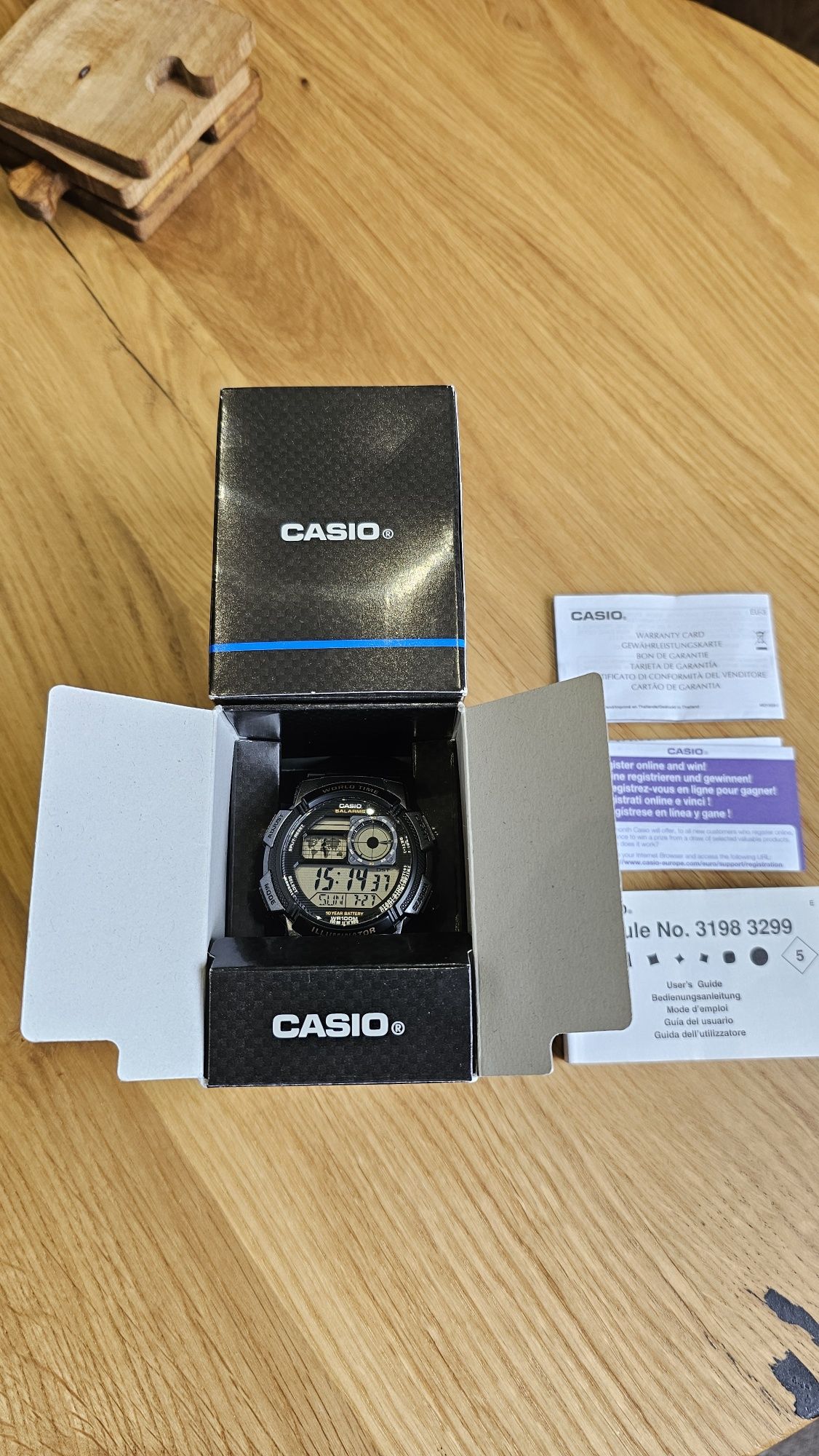 Casio AE-1000W-1AVEF