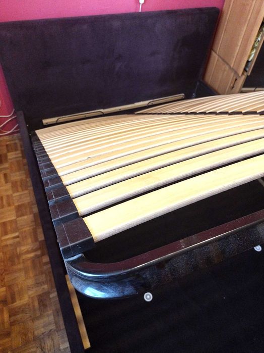 ŁÓŻKO dwuosobowe Z POJEMNIKIEM tapicerowane na materac 160x220