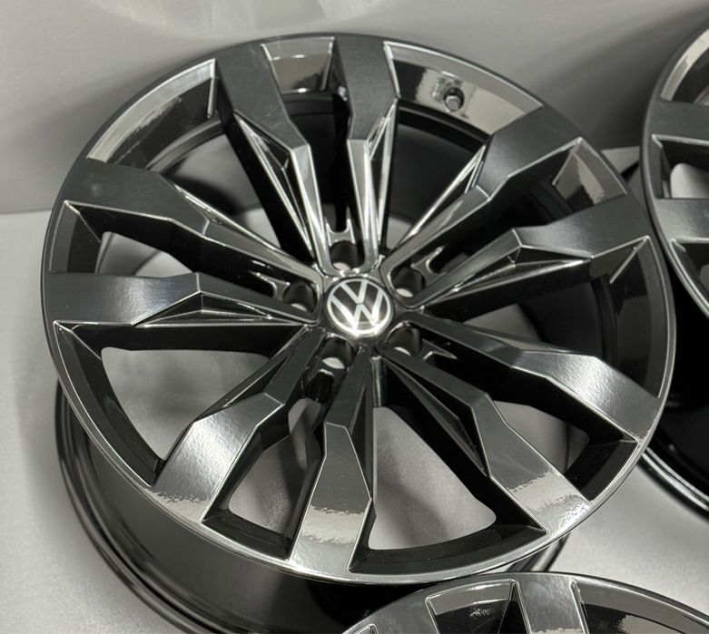 Диски оригінальні VW Touareg Suzuka 21 R21 Туарег Сузука 5х112 Audi Q7