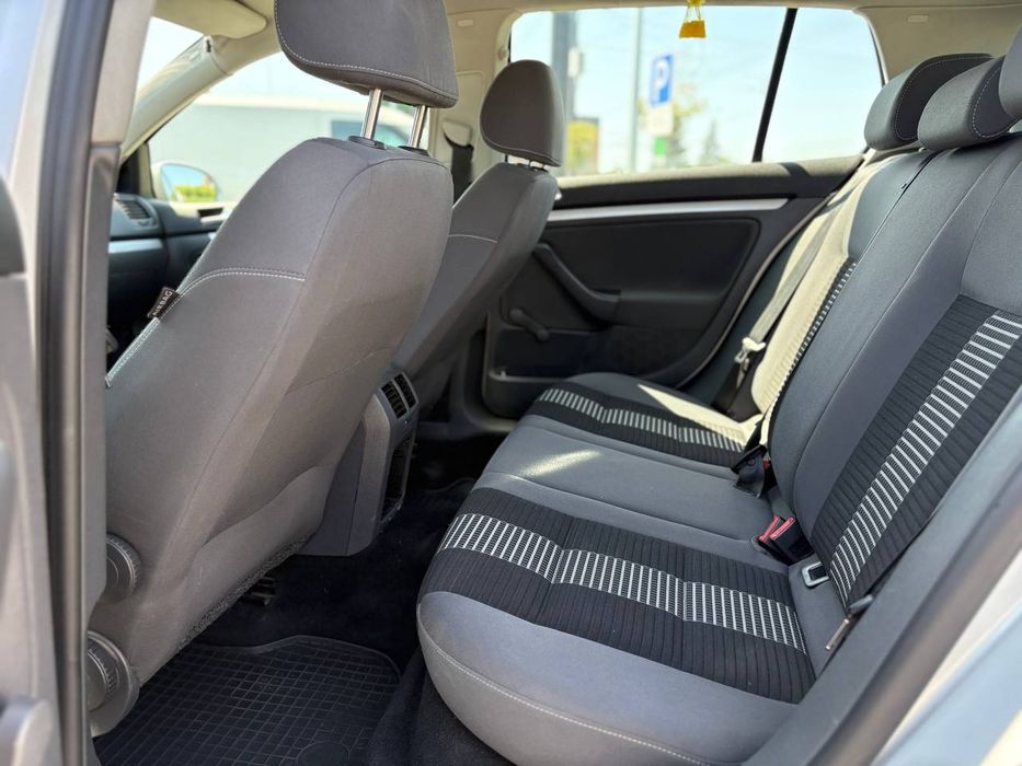 Golf V в хорошем состоянии