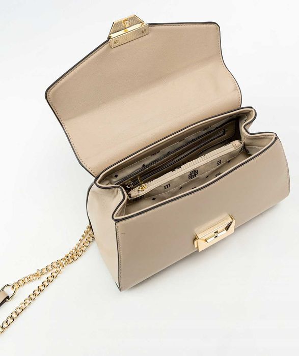 Monnari Elegancka Torebka Damska Kuferek Na Ramię Skóra Beżowa Logo