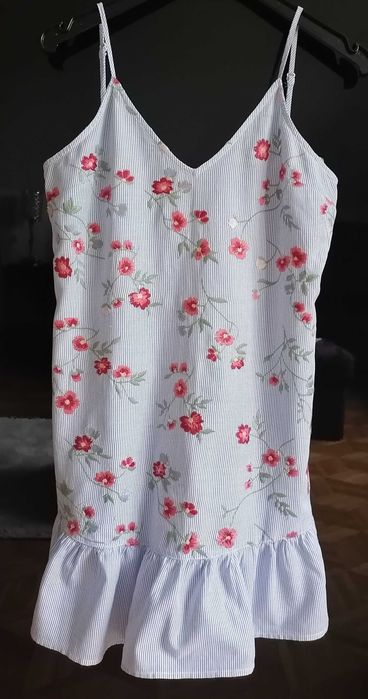Haftowana  sukienka boho Zara   r S