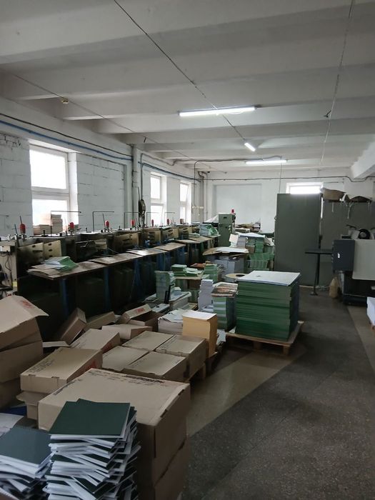 Продаються виробничі та складські приміщення