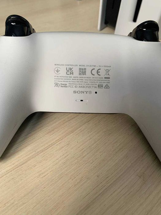 Sony PlayStation 5 BluRay PS5 з дисководом в гарному стані