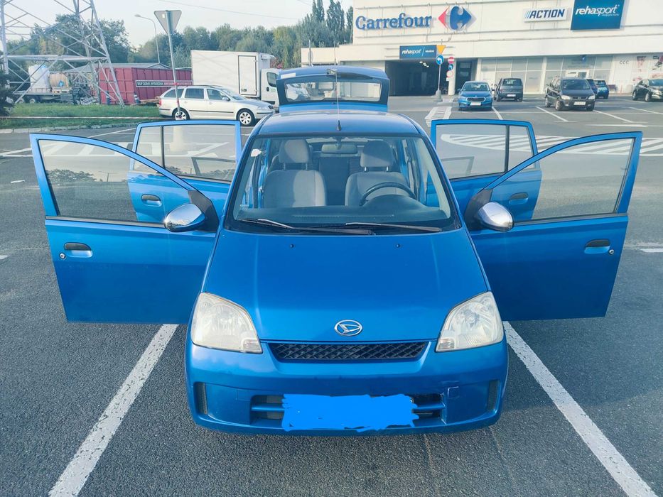 Daihatsu cuore 2003 rok auto na cżeści.