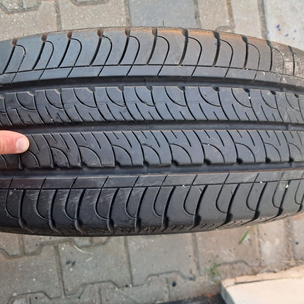 Opony 215/65R16C Goodyear Efficient Grip Cargo