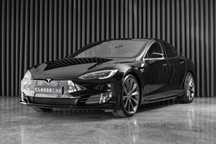 Tesla Model S 90D