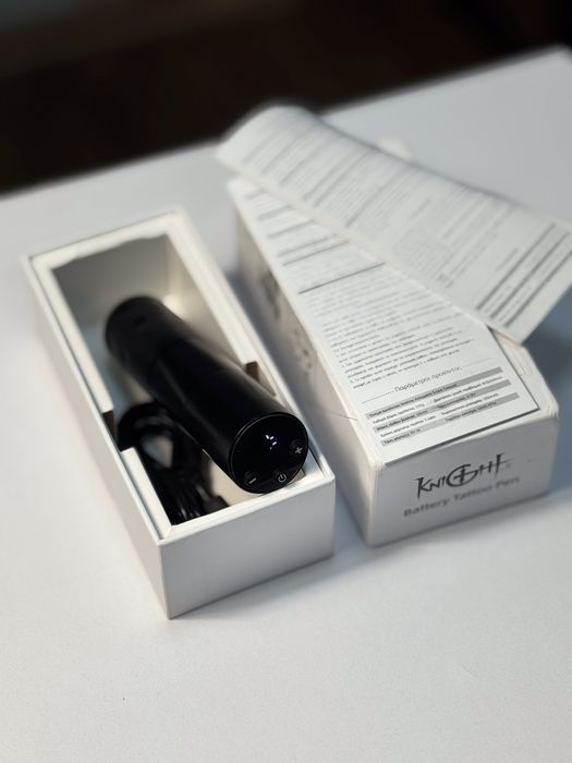 бездротова роторна тату-машинка Knight.