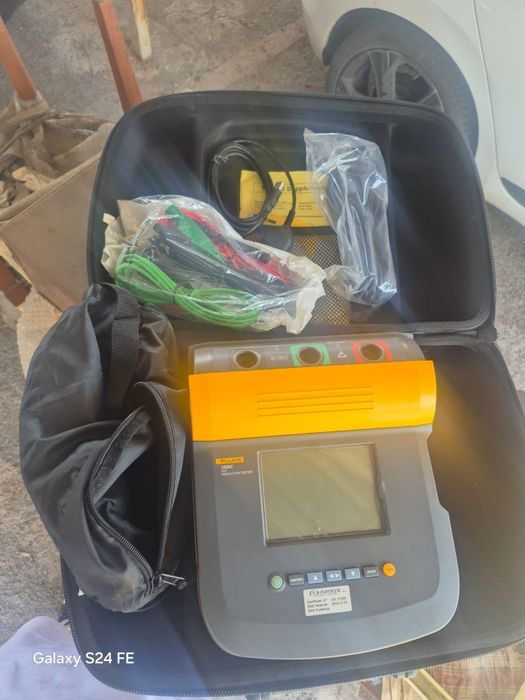 Miernik rezystancji izolacji Fluke 1550C