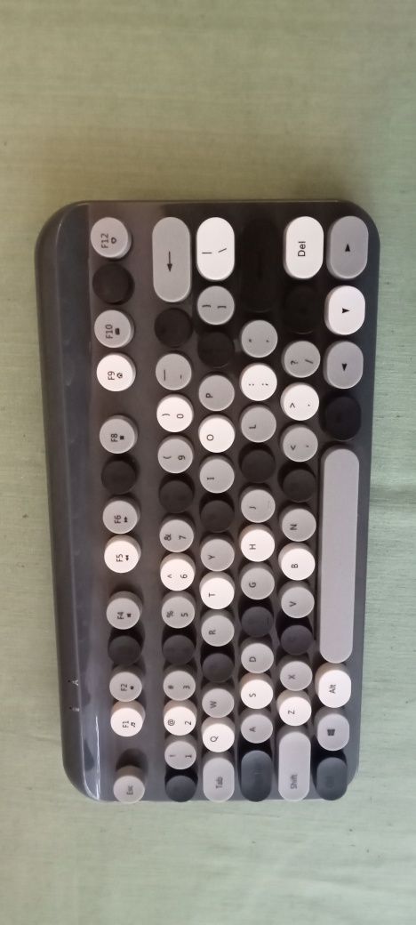Беспроводная  клавиатура Typo writer wireless keyboard 1684863.