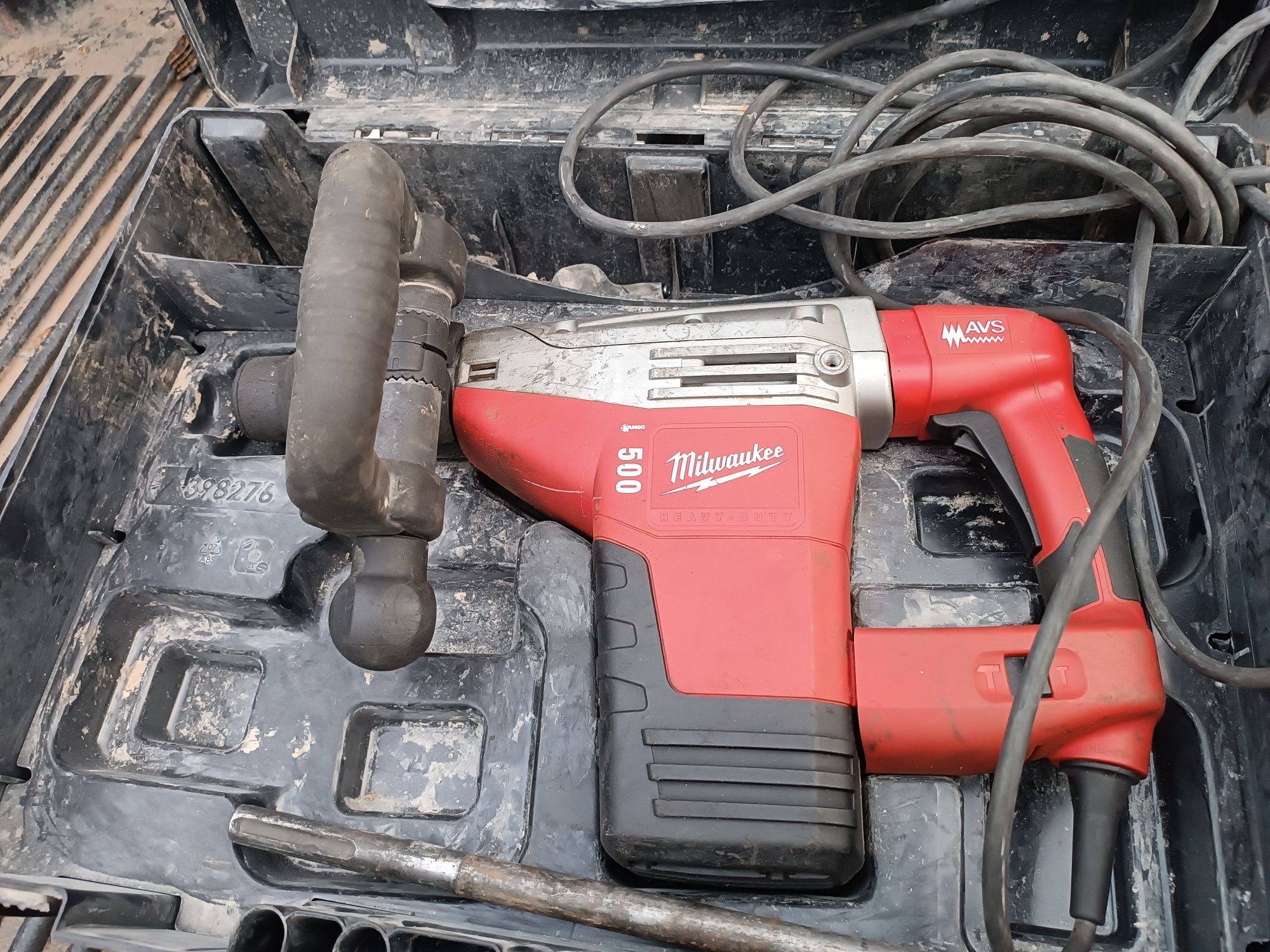 MILWAUKEE młot kujący SDS-MAX 1300W 8,5J 6,3kg KANGO