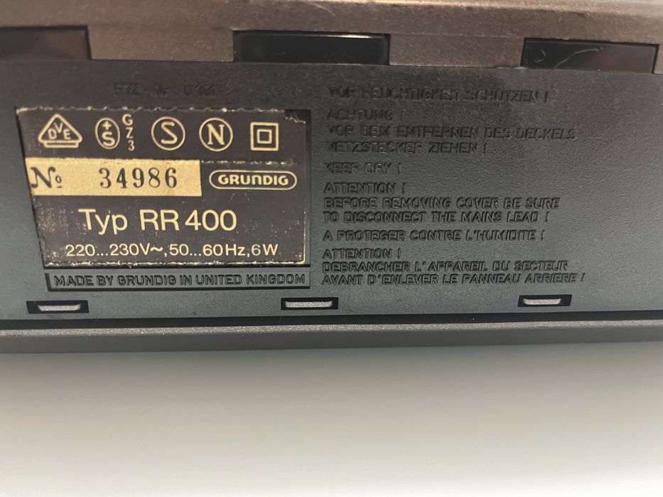 Radiomagnetofon radio stare vintage retro Grundig RR 400