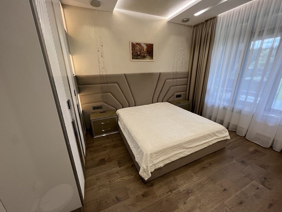 Кровати на заказ, мягкие спинки изголовья, мягкие стеновые пан