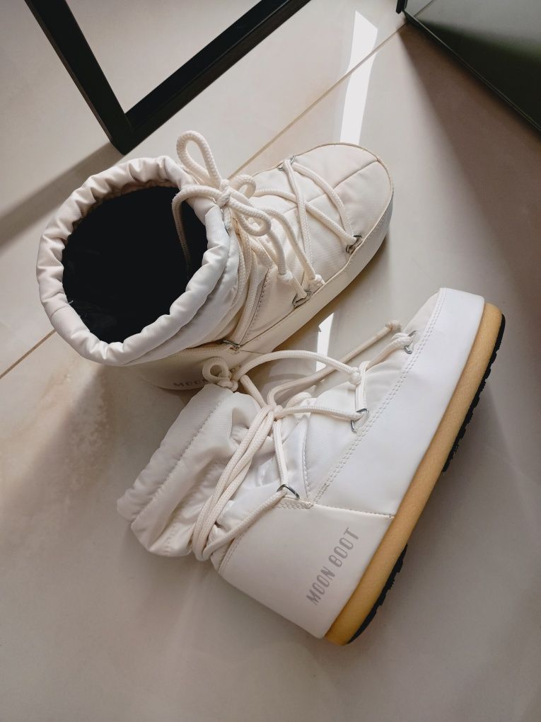 Оригінал супер теплі зимові місяцеходи Moonboots, 38