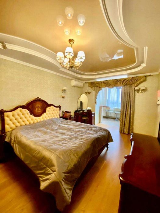 Топ-локация! 3 мин до парка и ТЦ! Продам квартиру с двумя спальнями.