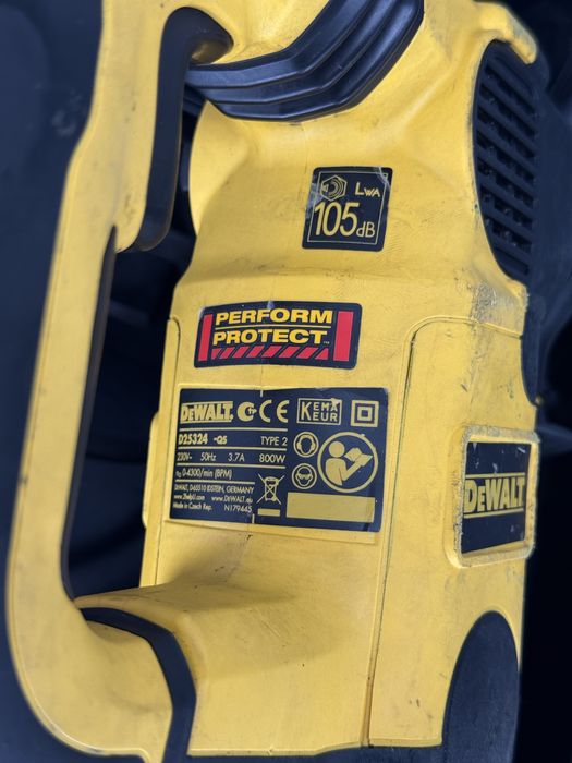 Перфоратор DeWalt SDS-Plus D25324