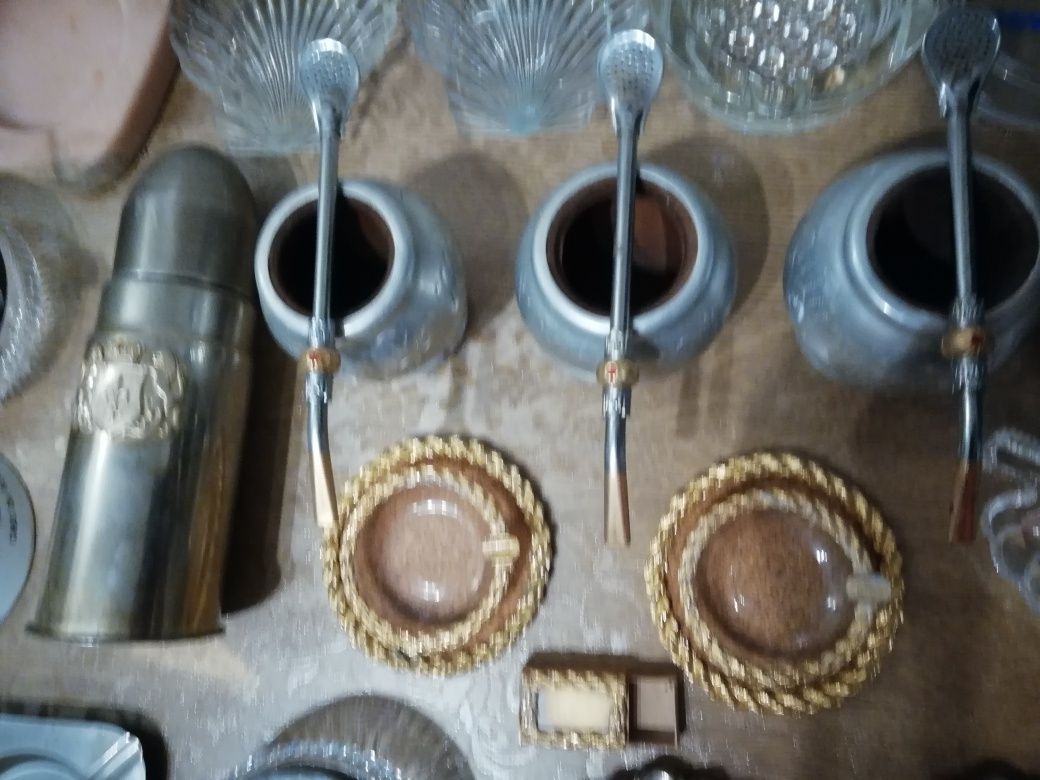 Colecção Antiga Cinzeiros 3 Cachimbos Mais 60 PEÇAS