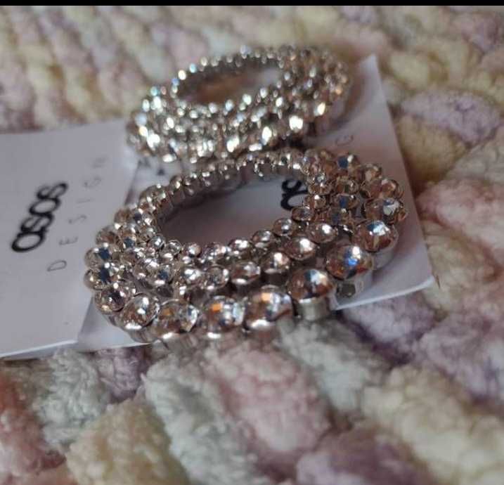 ASOS/ Bogato zdobione kolczyki ślubne z Londynu, koła, NOWE