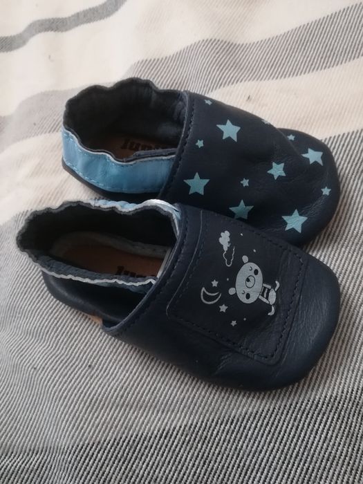 Niechodki skórzane niemowlęce. Nowe.