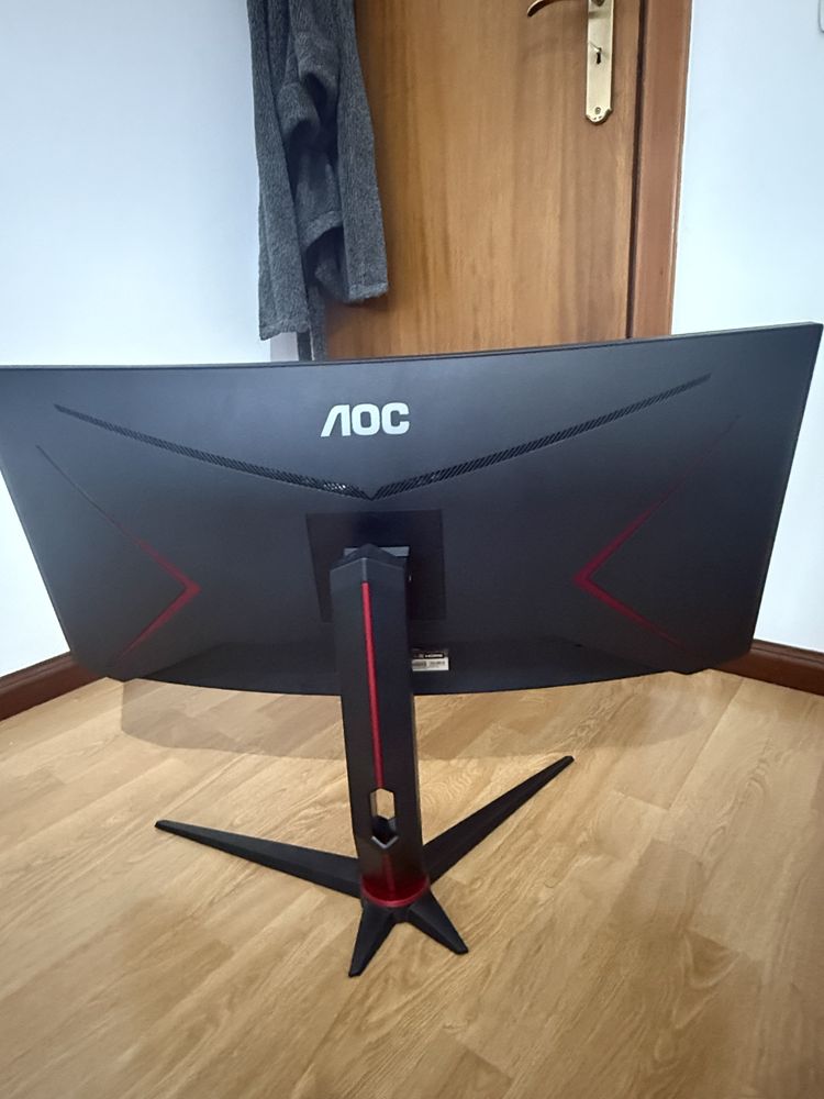 Monitor Curvo AOC Gaming CU34G2XP/BK – 34” UWQHD 180Hz