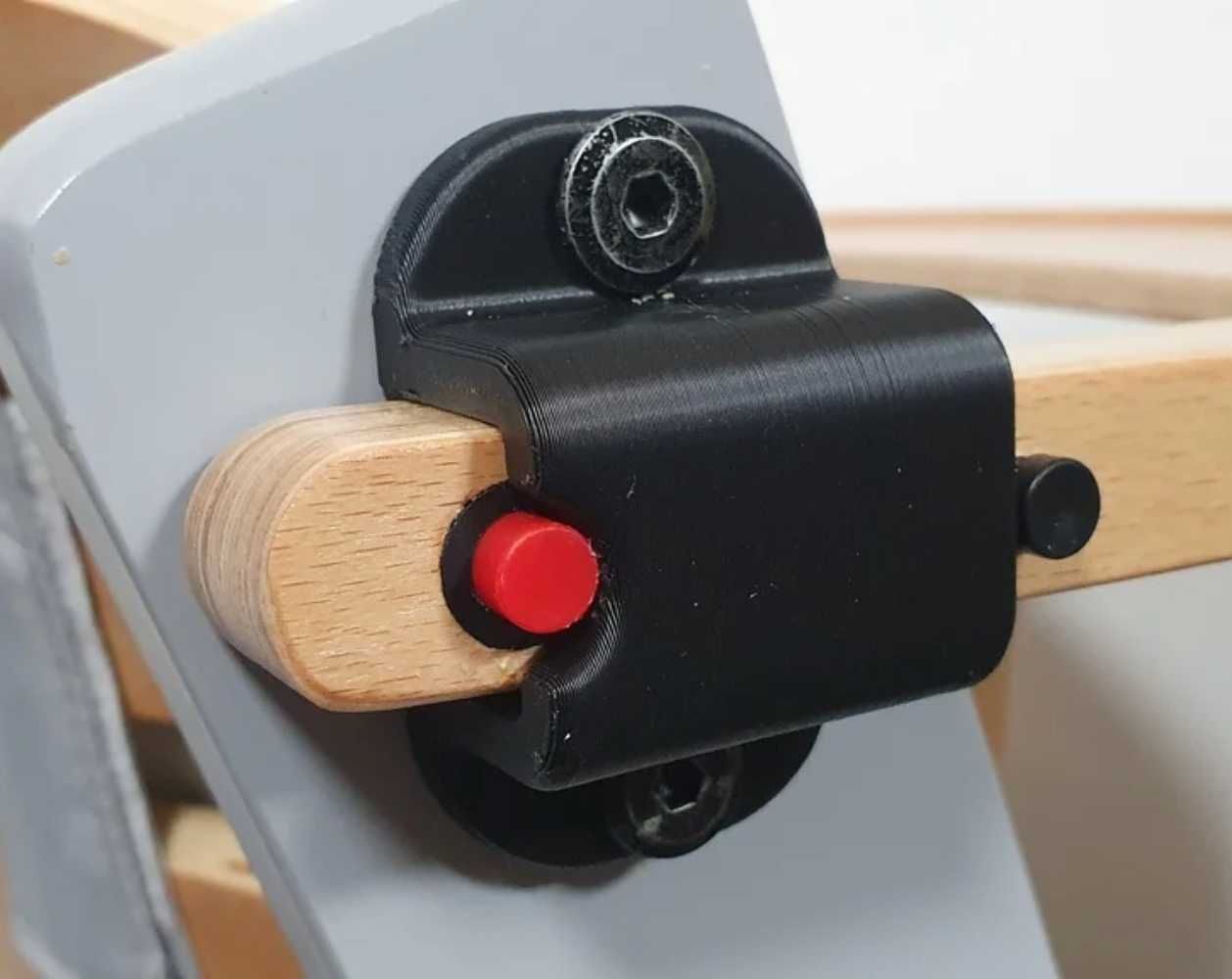 Zestaw 4x uchwyt/mocowanie tacy krzesełka Kindercraft Enock