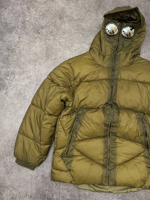 Зимовичй дутий пуховик C.P Company x Palace