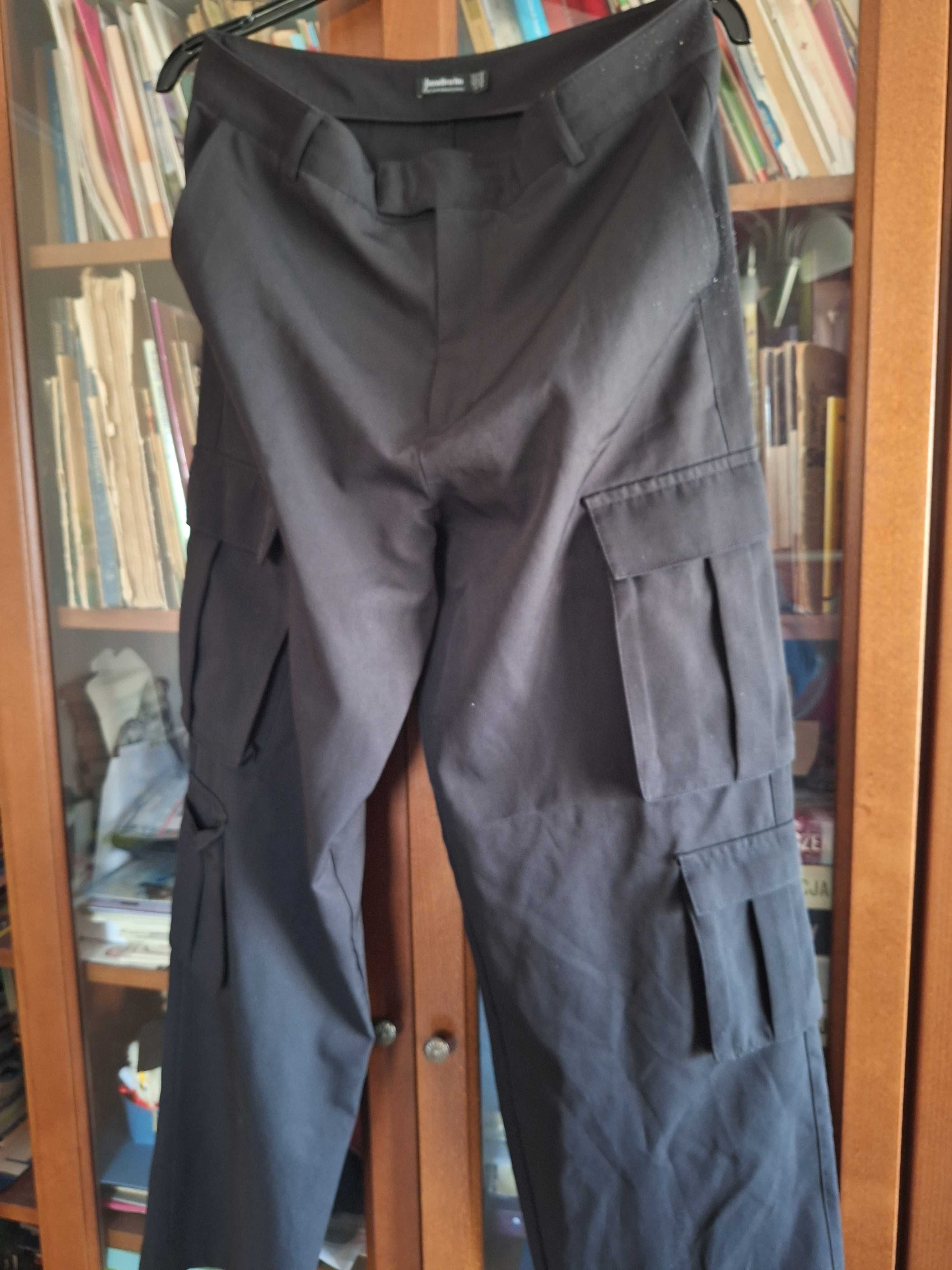 Spodnie stradivarius 42 szeroka nogawka