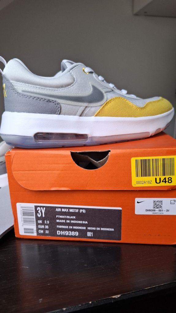 Obuwie dziecięce NIKE