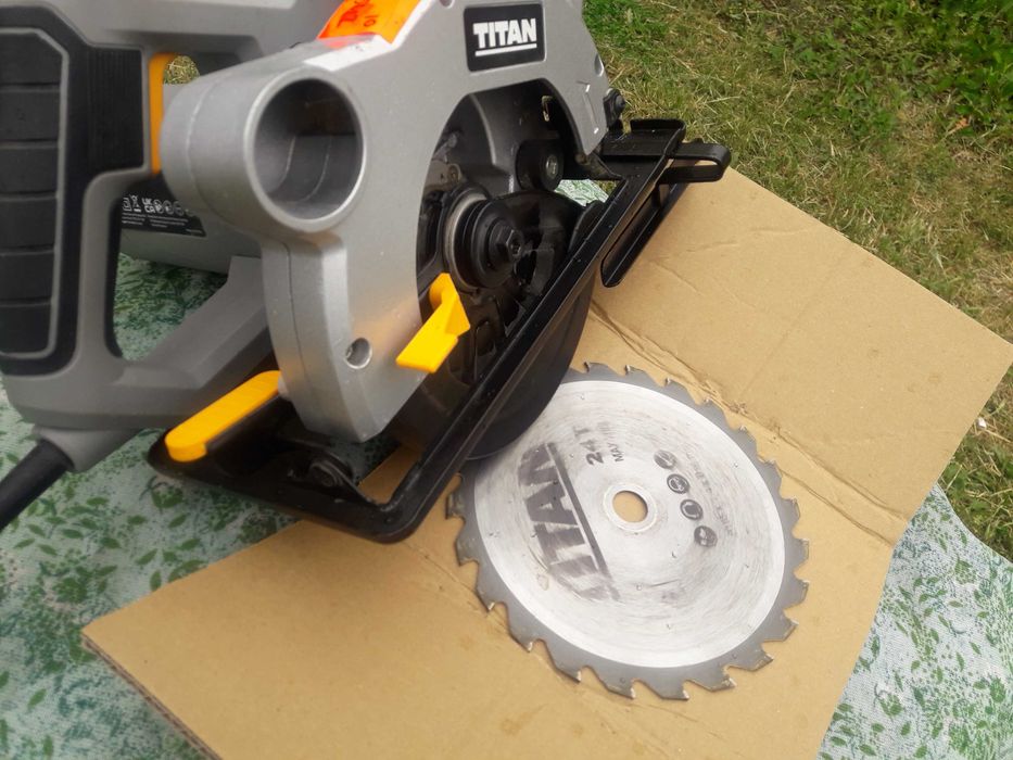 Pilarka tarczowa TITAN TTB874CSW 1200W 165MM