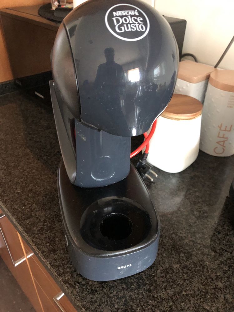 Máquina de café dolce gusto