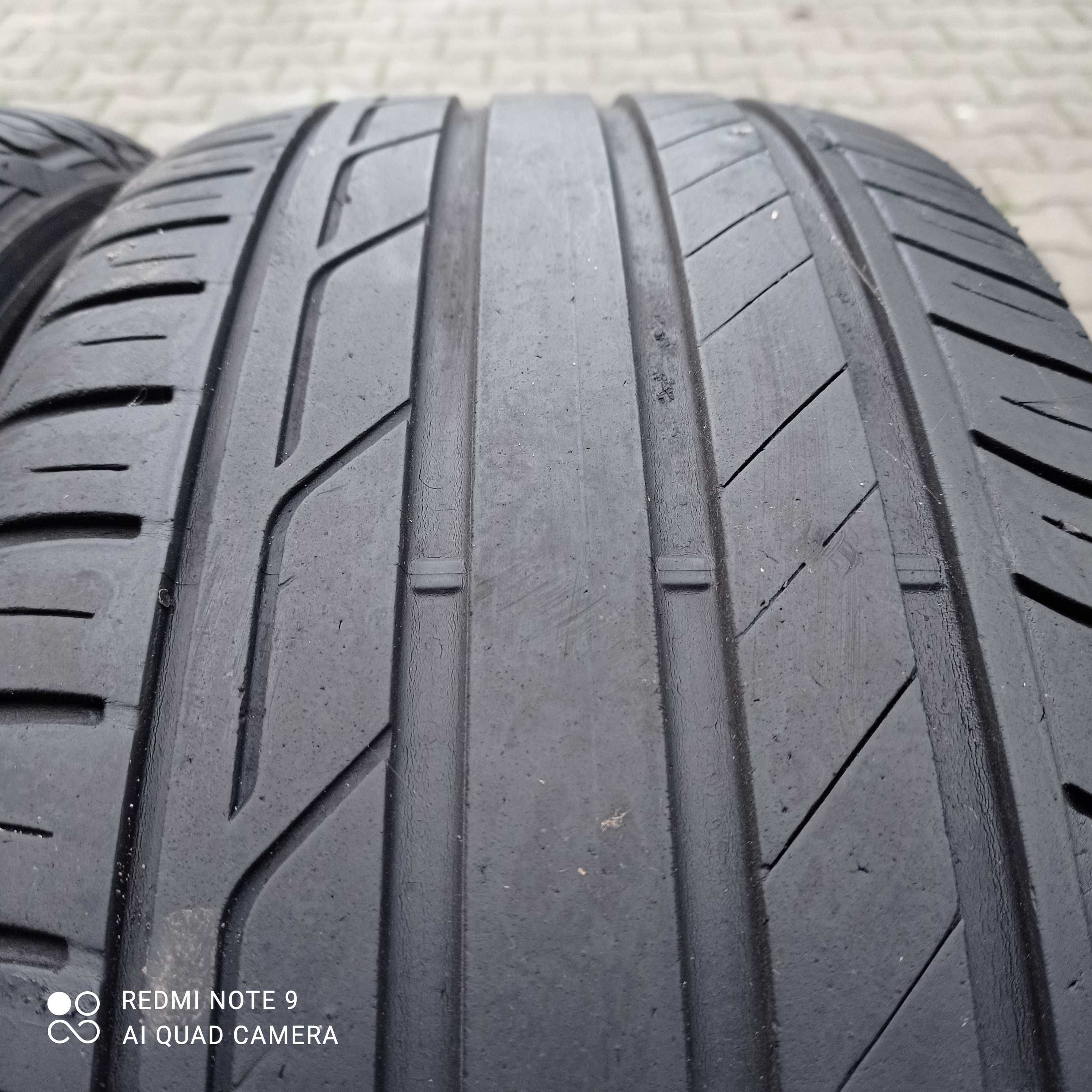 215/50R18 92W Bridgestone Turanza T001