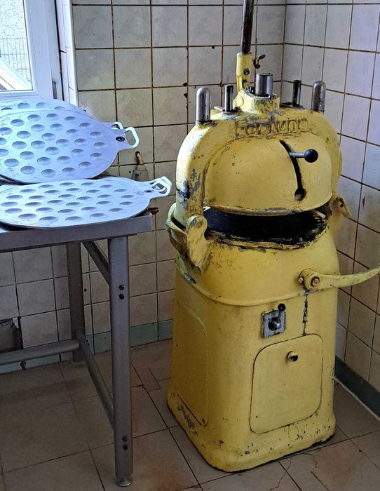 Maszyny piekarnicze, wyposażenie piekarni